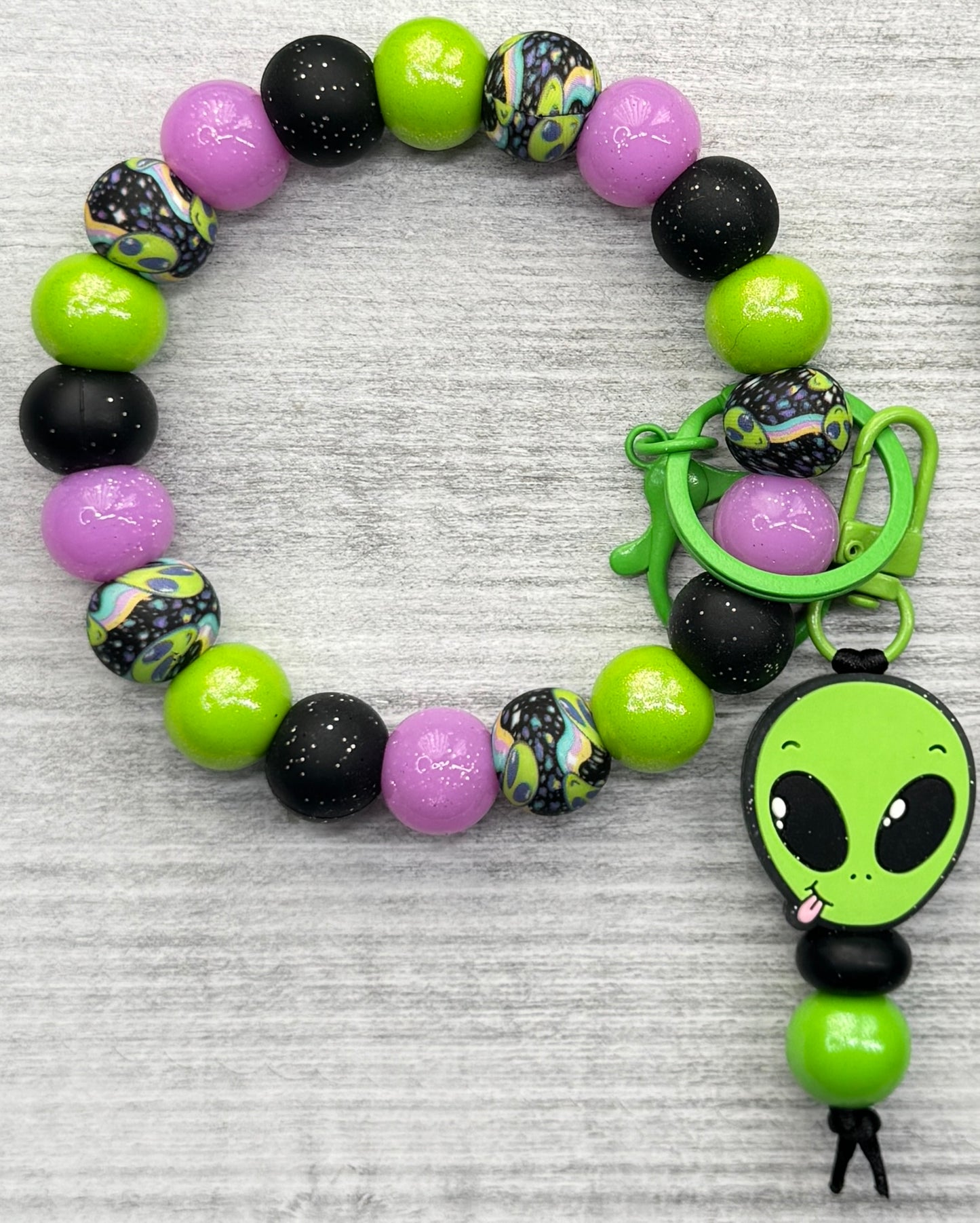 Out of This World Set Wristlet & Pen Set