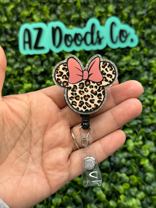 Leopard Minnie Glitter Badge Reel