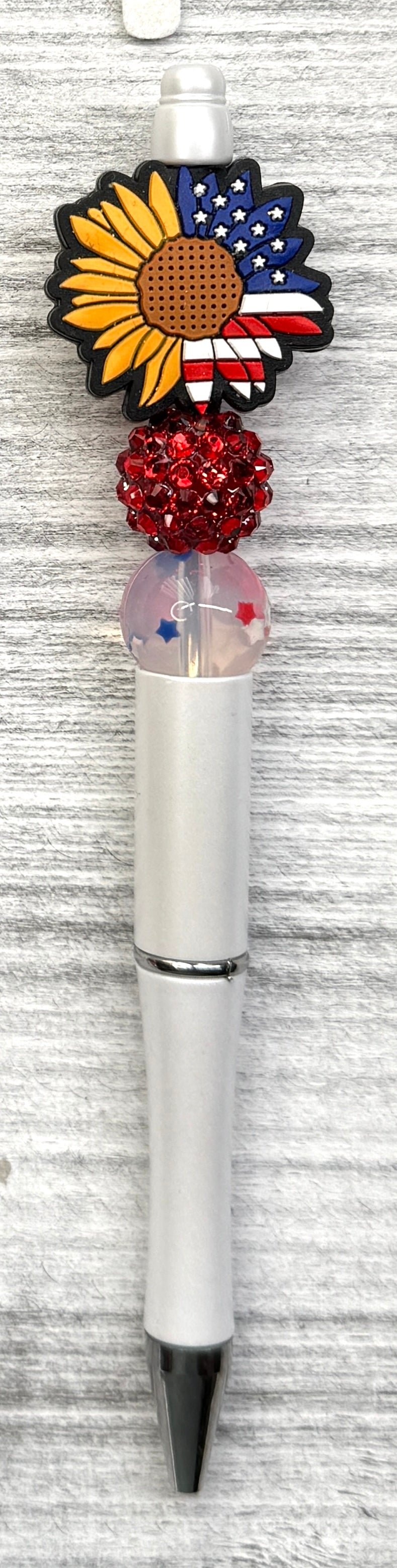 Red, White & Bloom Car Charm Set